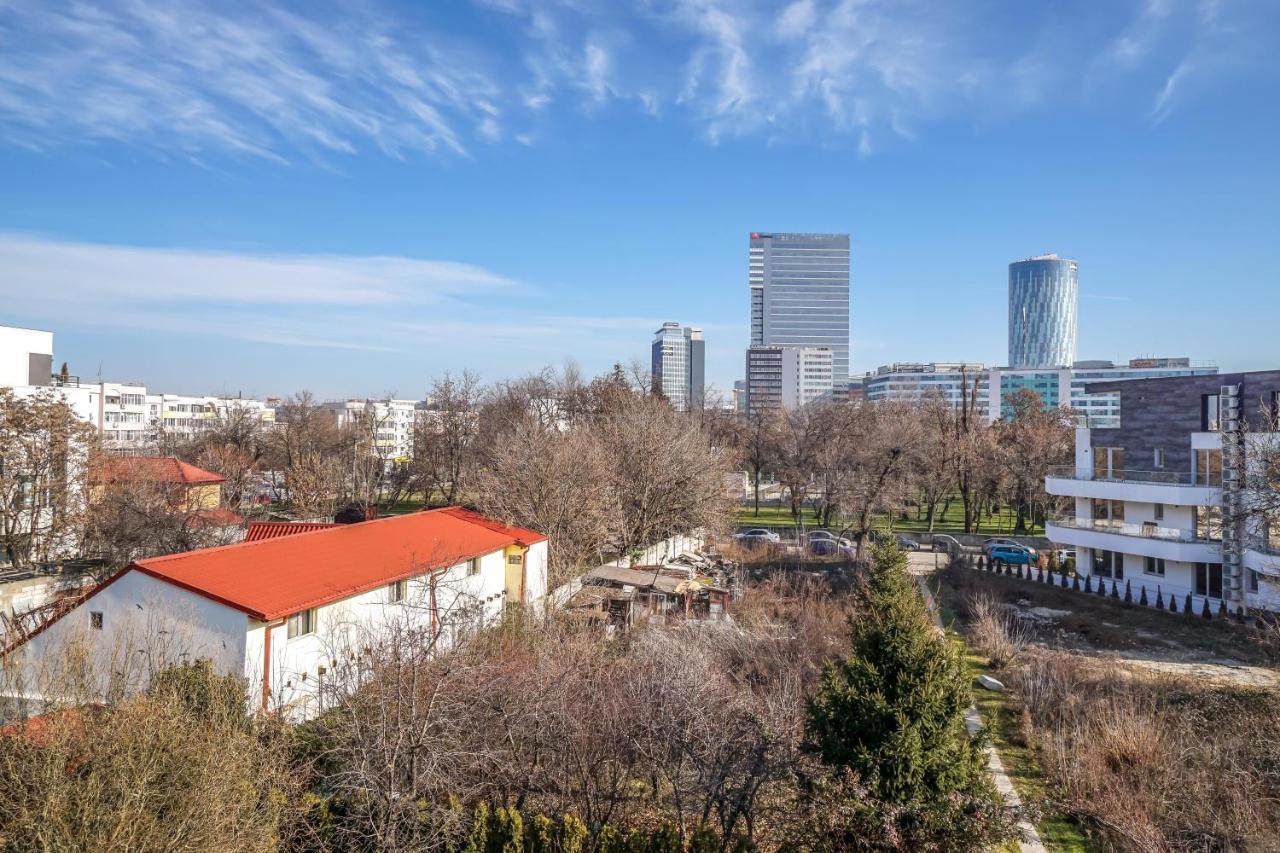 Bright Apartments Moments Away From Herastrau Park, Mall And Metro Bucharest Exterior photo